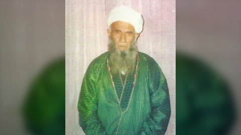 استاد عبدالحمید آگه‌نینگ اۉچمس خاطره‌سی و اونینگ شعرلری حقیده ایکّی آغیز سۉز